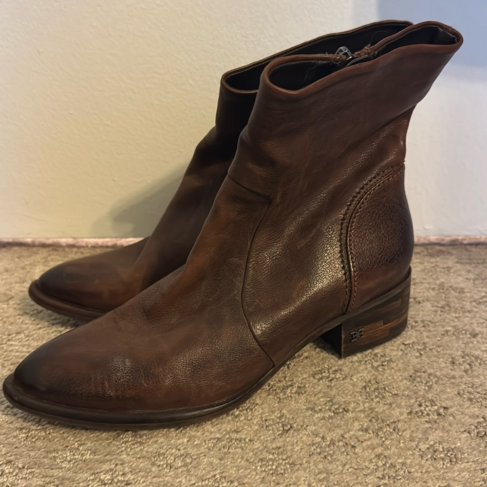 Sam Edelman boots size 6